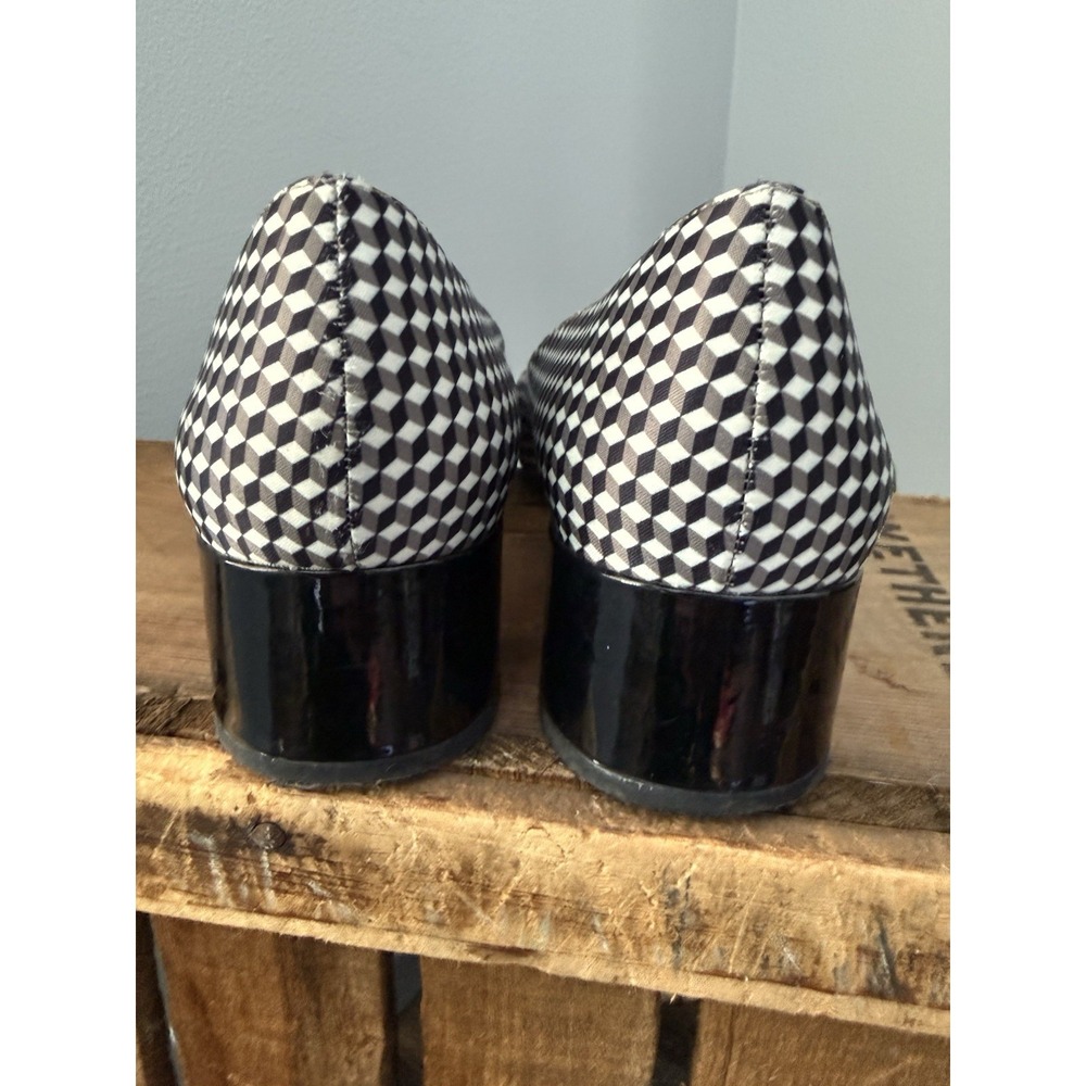 Anne Klein Houndstooth Kitten Heel Patent Leather Pump Size 7.5 Black & White - Picture 7 of 10